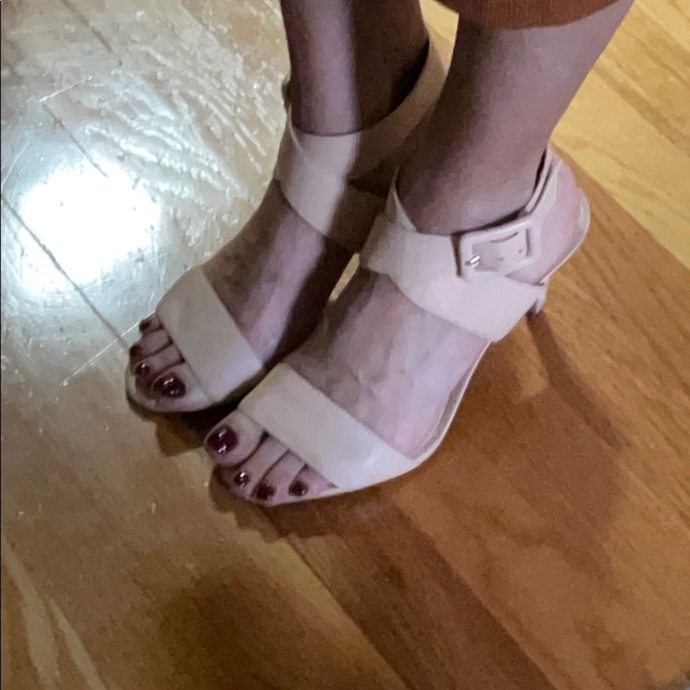 🛑🛑🛑SOLD🛑🛑🛑Heels